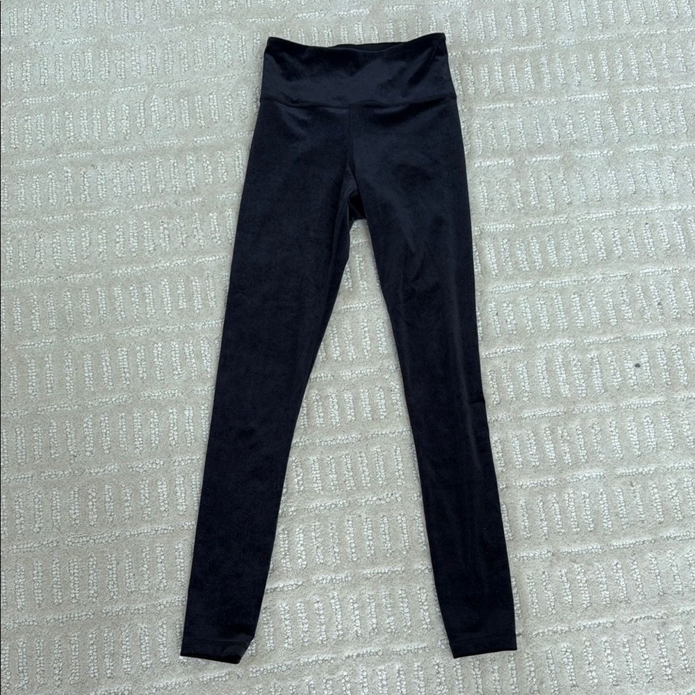 LIKE NEW! Athleta Elation Velvet Tight